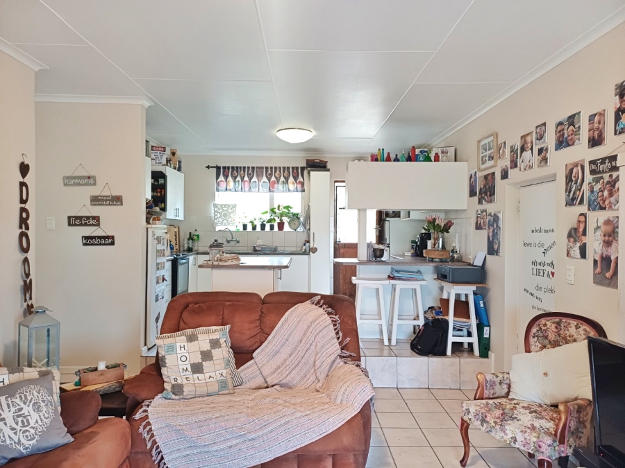 3 Bedroom Property for Sale in Fraaiuitsig Western Cape